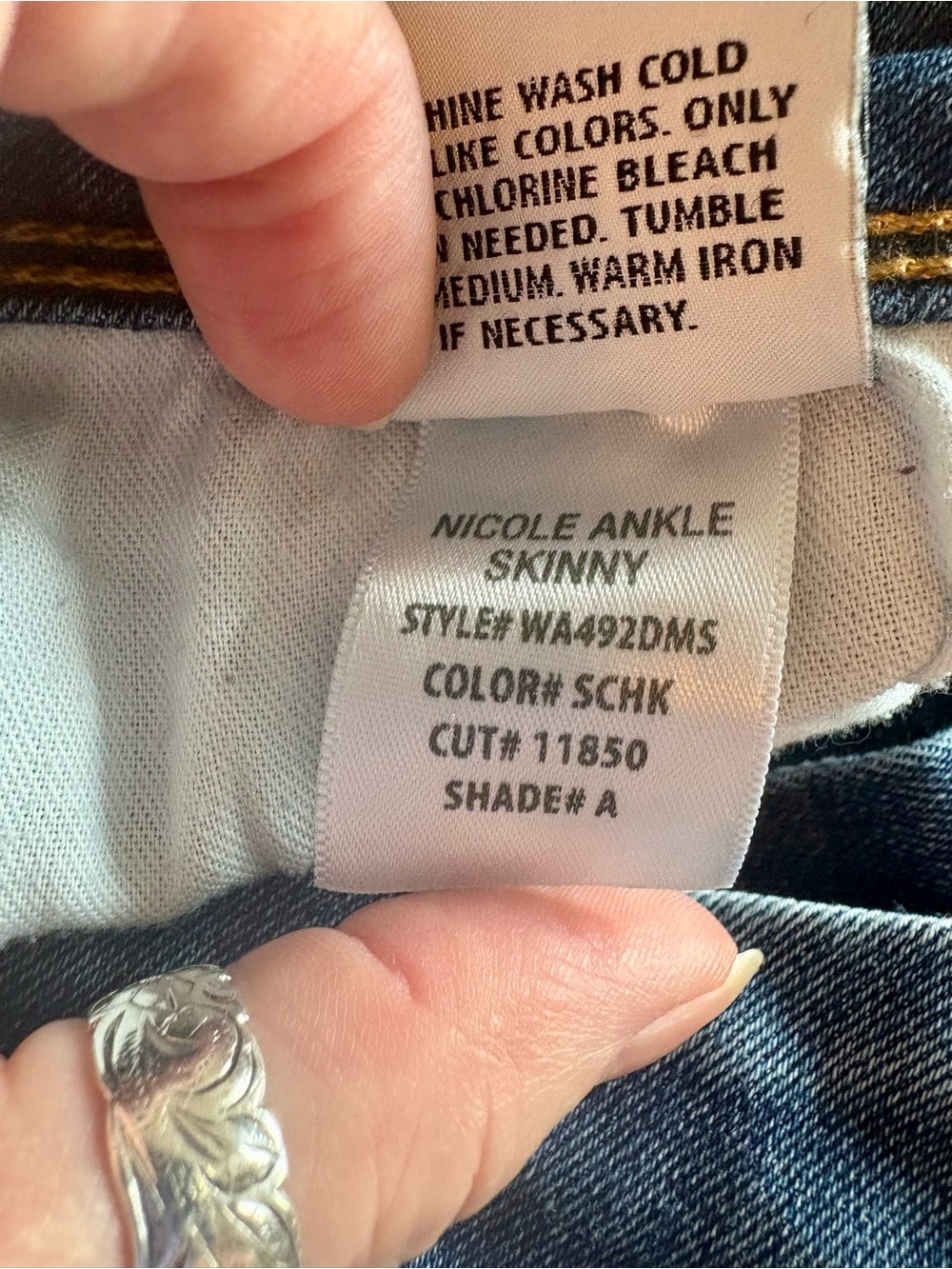 Hudson Women's Nicole Ankle Skinny Jeans Size 30 - Picture 9 of 9